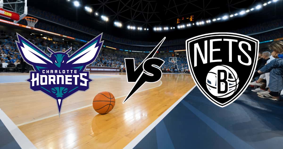 Immagine promozionale della partita NBA tra Charlotte Hornets e Brooklyn Nets del 22 ottobre 2025, con i loghi delle squadre su una palestra di basket illuminata.